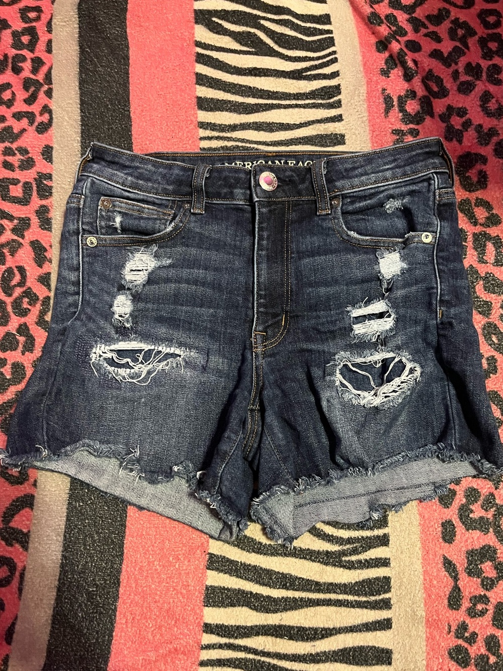 American Eagle ripped Jean shorts